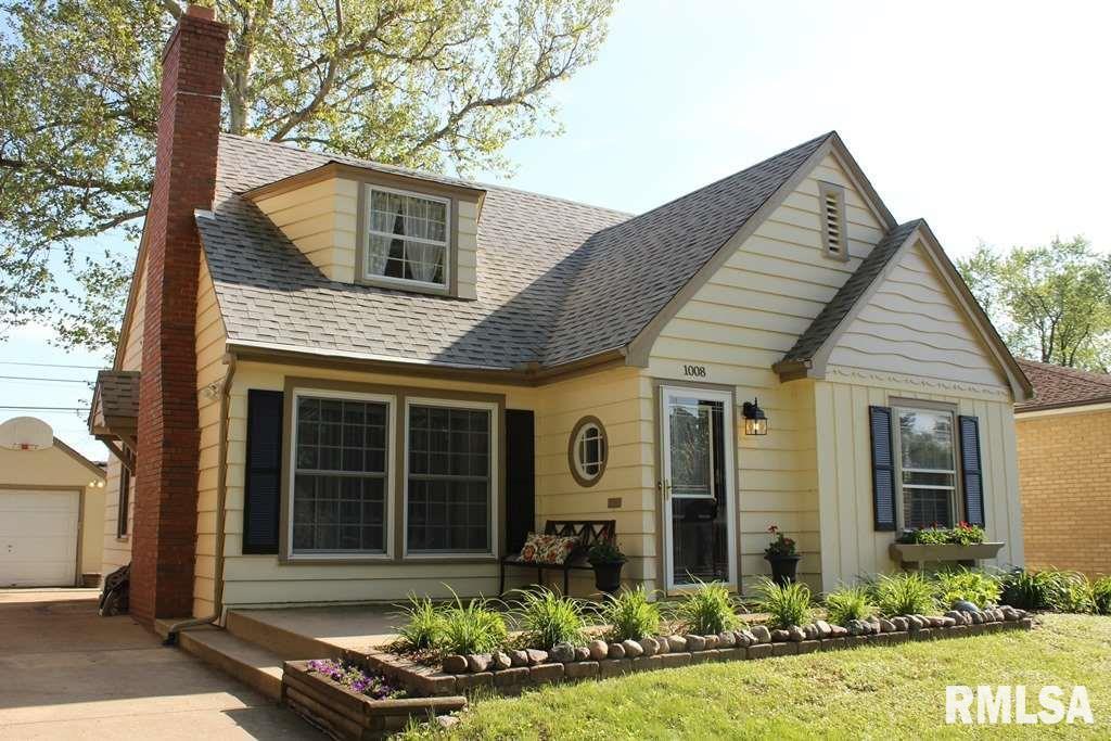 Primary Photo - 1008 E Fairoaks Ave