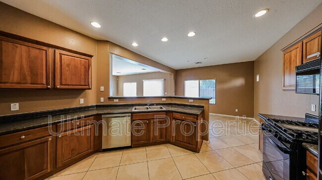 Building Photo - 17687 W Bridger St