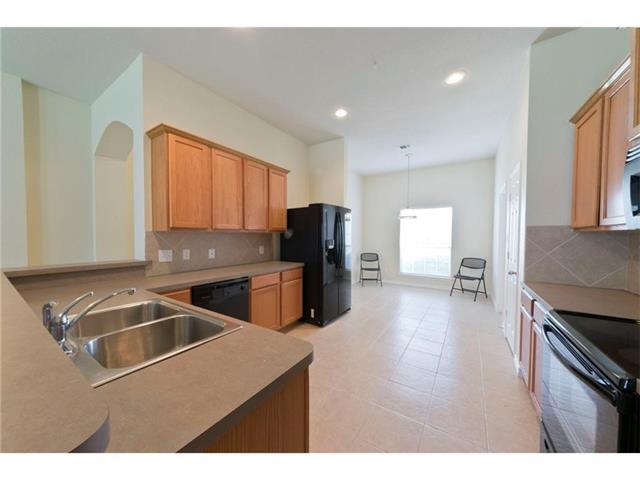 Foto del edificio - 913 Redbud Road