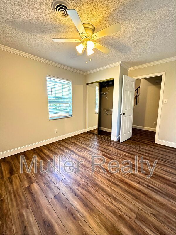 Building Photo - 1115 Blinken St