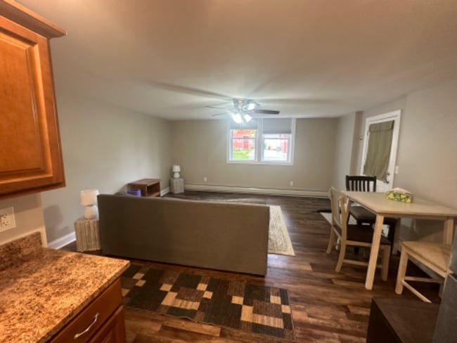 Foto del edificio - 49 Tappan St