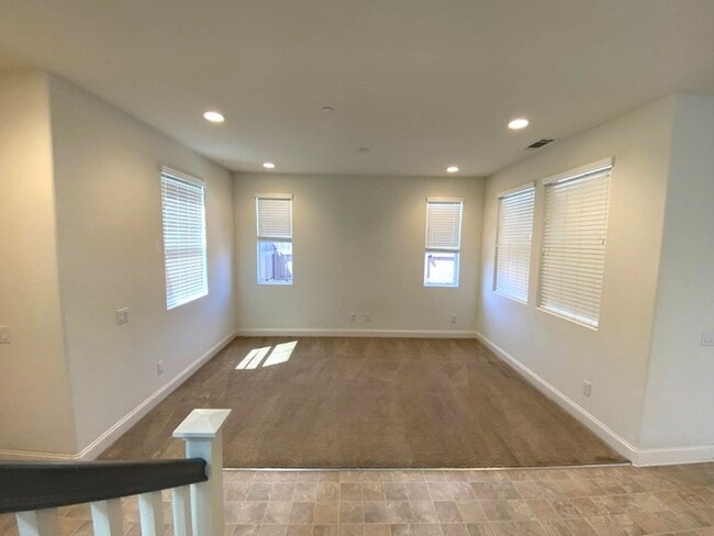 Building Photo - Luxury Gated Community Home Available in Santa Maria