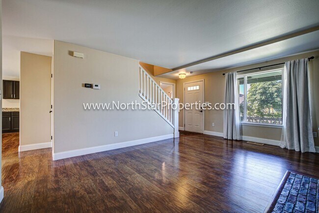 Building Photo - Charming Home for Rent: Your Oasis Awaits