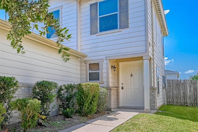 Building Photo - 20718 Tayman Oaks Dr