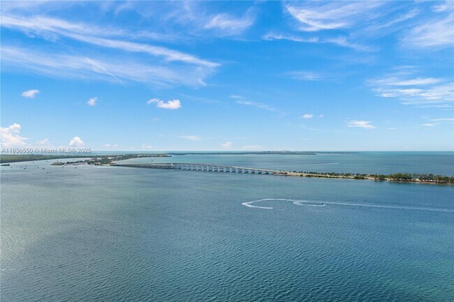 Building Photo - 1643 Brickell Ave