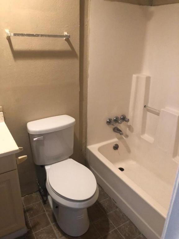 Foto del edificio - 151 PINEWOOD CT