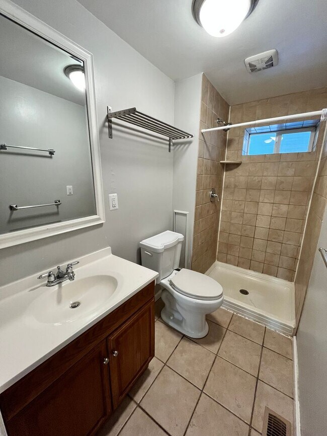 Foto del edificio - Fresh and ready 3 bedroom!