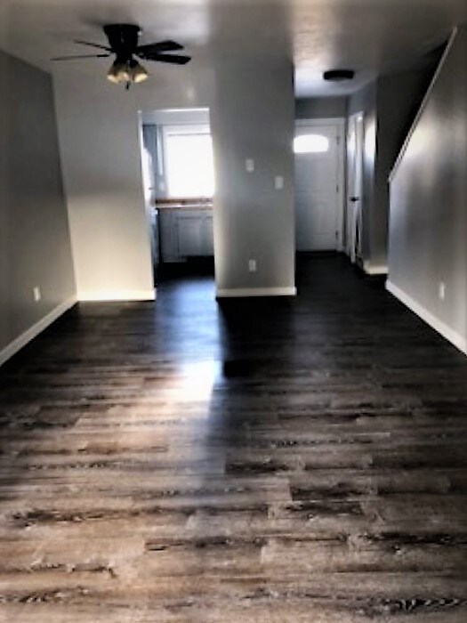 Foto del edificio - 471 Paxon St