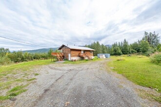 Building Photo - 8153 Stewart Mountain Dr