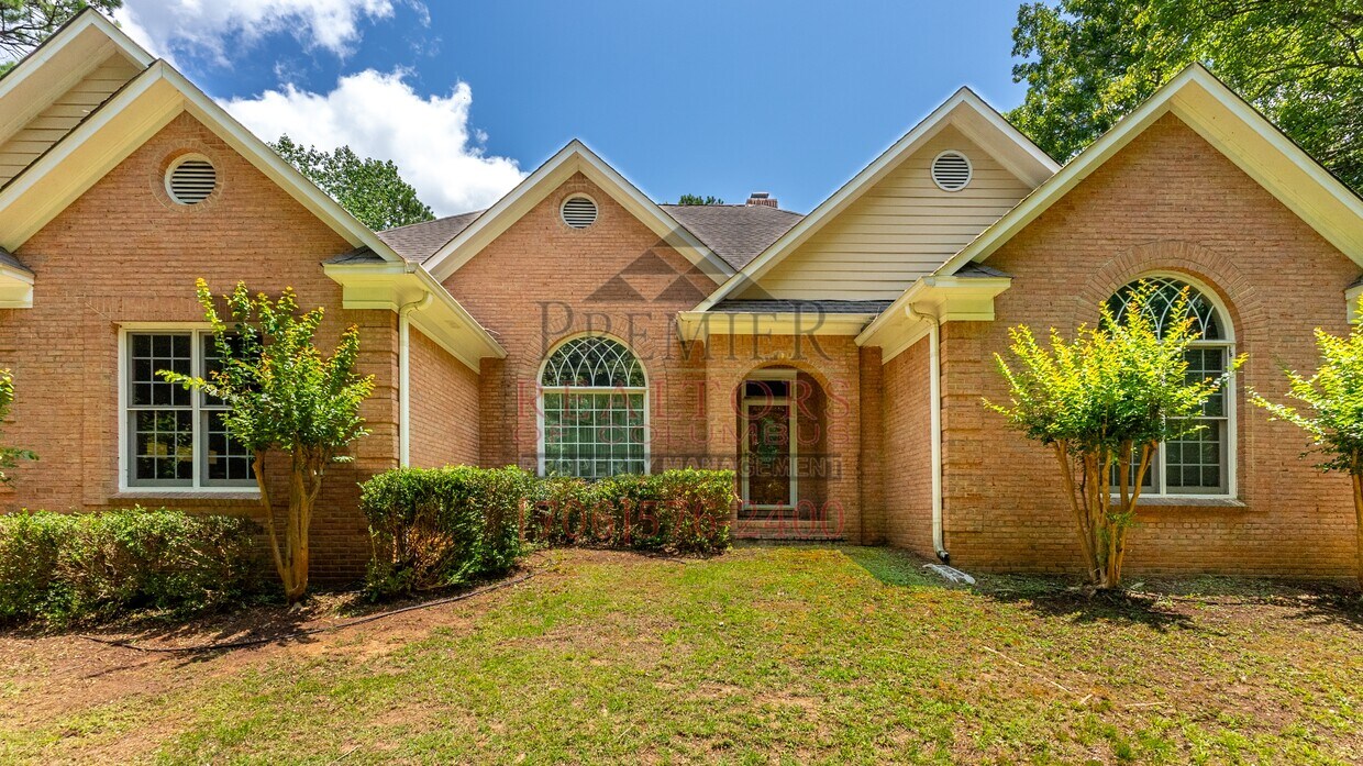 Foto principal - 68 Heartwood Dr