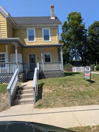 Building Photo - 162 S Main St