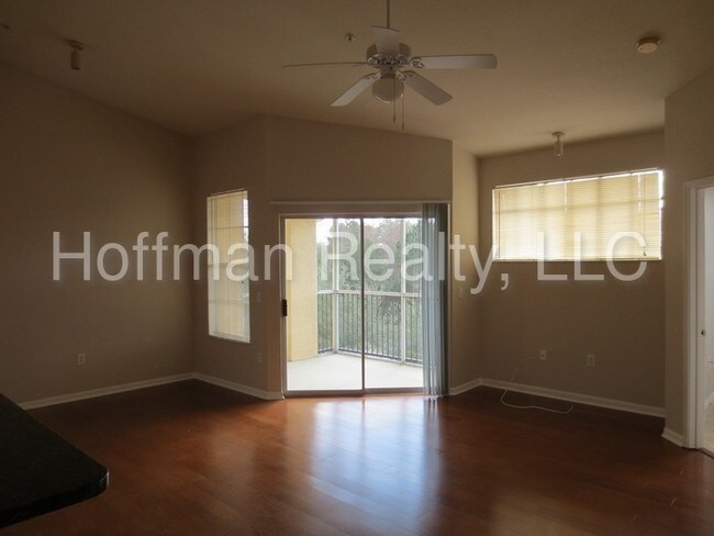 Building Photo - 5125 Palm Springs Blvd