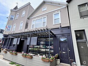 Building Photo - 3401 N Damen Ave