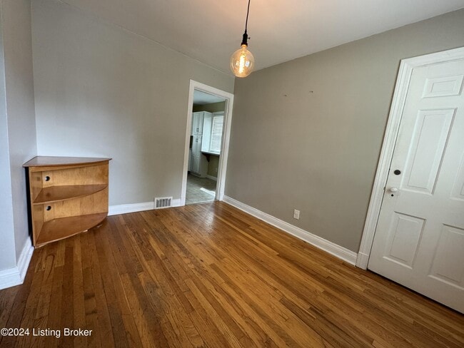 Building Photo - 249 Norbourne Blvd