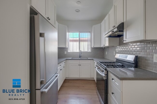 Building Photo - 5312 Corteen Pl