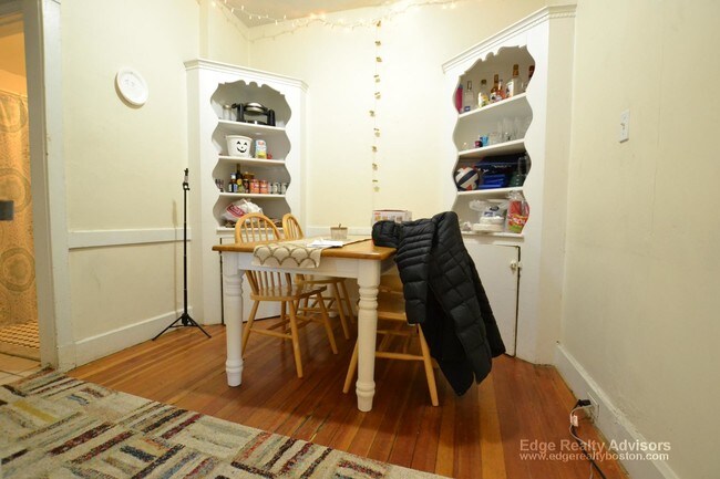 Photo - 316 St Paul St Apartment