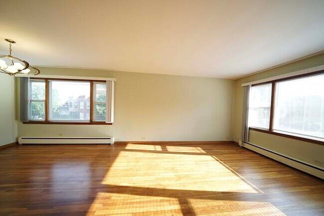 Foto del edificio - 4729 N Kildare Ave