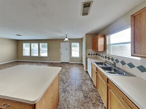 Building Photo - 18107 Quiet Ridge Ln