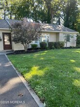 Building Photo - 505 Branchport Ave