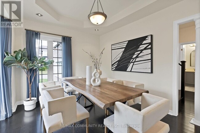 Photo du bâtiment - 62 McCourt Dr