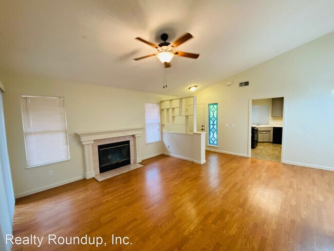Foto del edificio - 3 br, 2 bath House - 8605 Willow Vista Ct