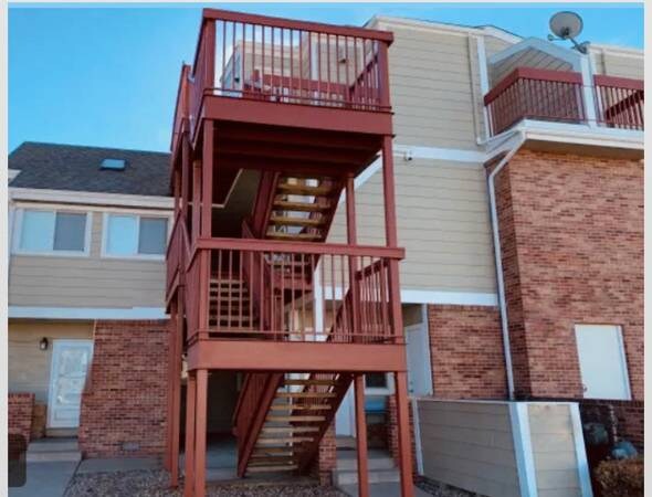 Foto principal - 960 S Dawson Way