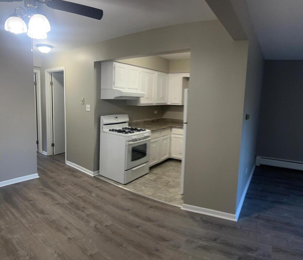 Foto principal - 3680 W 119th St