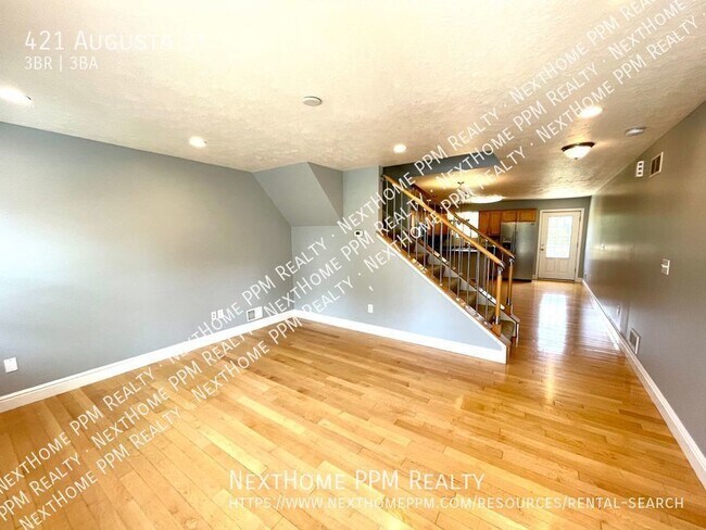 Foto del edificio - 421 Augusta St