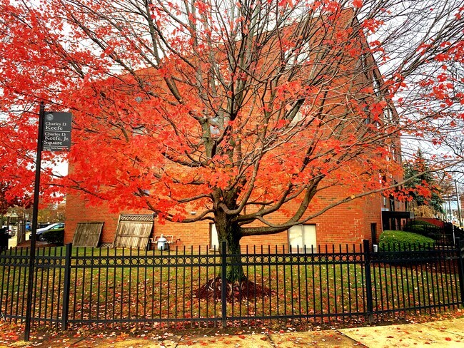 Foto del edificio - 2192 Massachusetts Ave