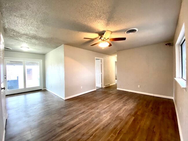 Photo - 5412 S Independence Ave House