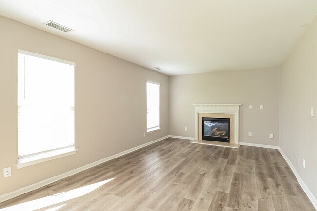 Foto del edificio - 3011 Mallard Forest Dr