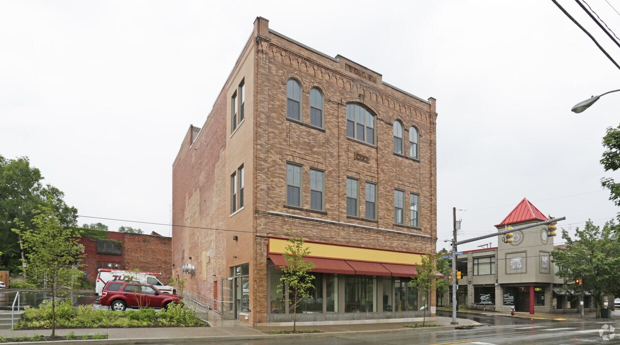 Building Photo - Spar Building