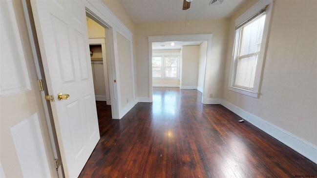 Building Photo - 448 Delaware Ave