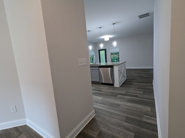 Foto del edificio - 529 Omnia Ridge Way