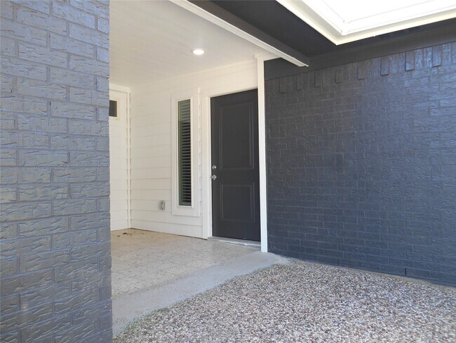 Foto del edificio - 1547 Greenfield Rd