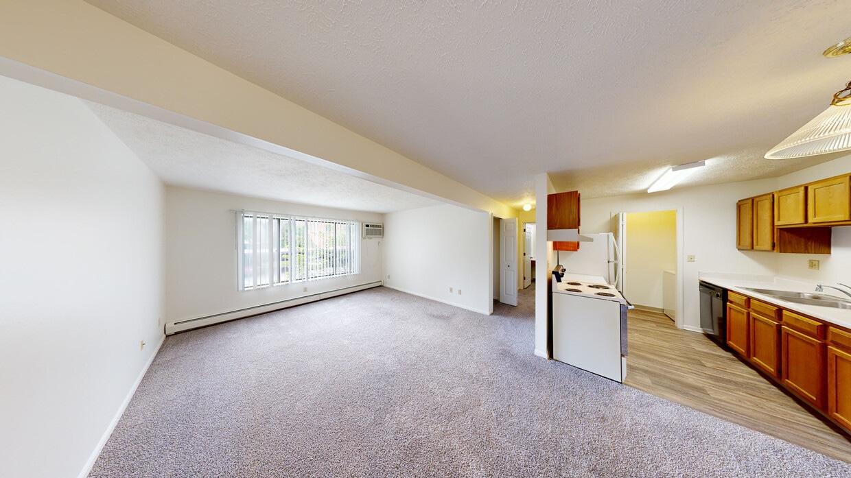 Photo - Ashton Lake Apartments