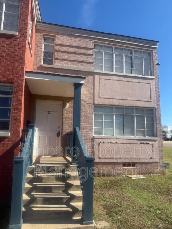 Photo - 1931 NE 25th St Apartment