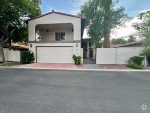 Building Photo - 2316 Plaza Del Grande