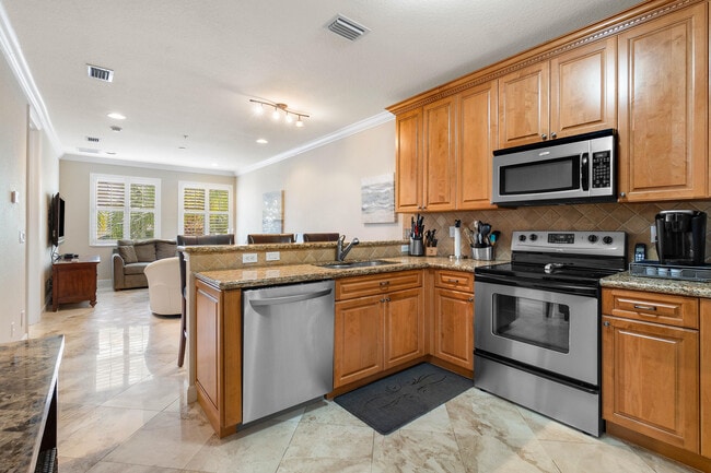 Building Photo - 3039 Waterside Cir