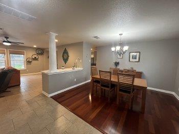 Foto del edificio - 1303 Chalk Ln