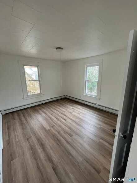 Photo - 11 Roosevelt Ave House