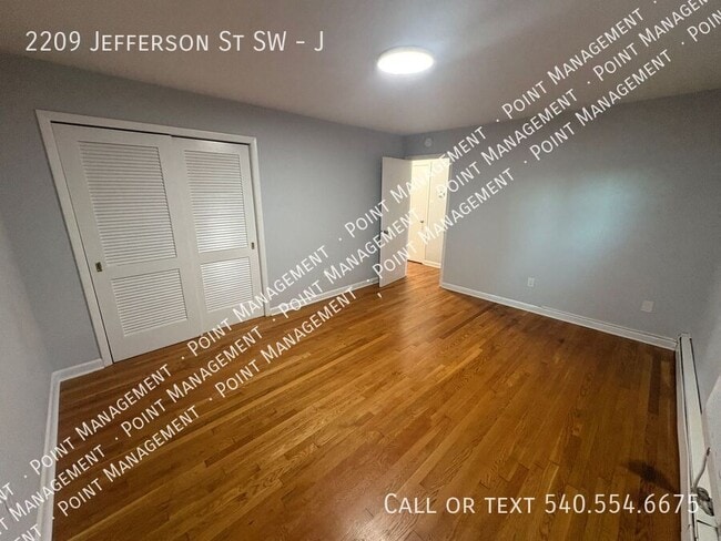 Foto del edificio - 2209 Jefferson St SW