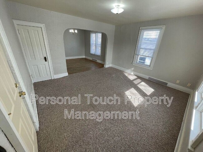 Foto del edificio - 1009 13th Ave N