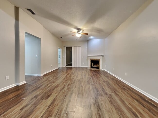 Building Photo - 4237 Campus Hills Cir