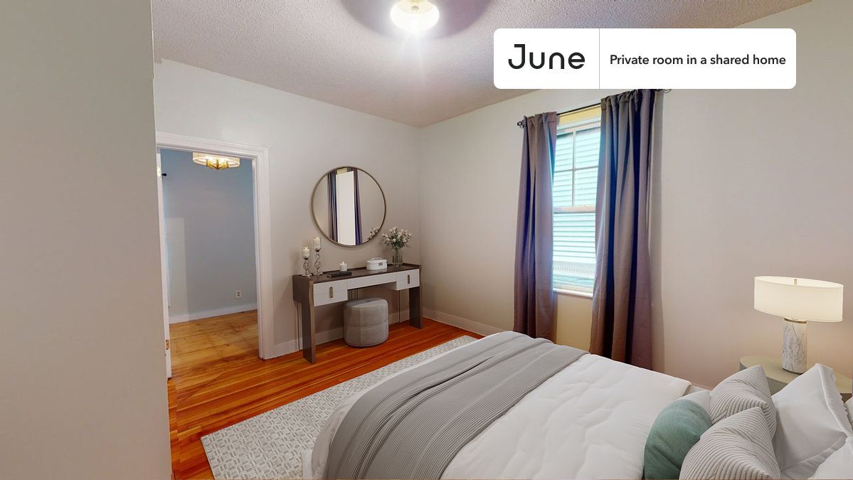 Private bedroom in 4 bed/1 bath Home - Private bedroom in 4 bed/1 bath Home