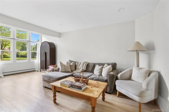 Foto del edificio - 45 N Howells Point Rd