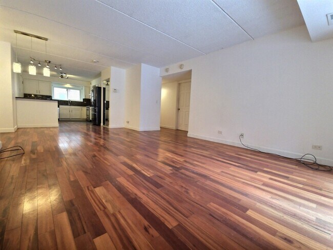 Foto del edificio - 8710 W Evelyn Ln