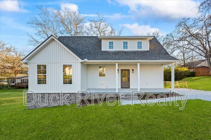 Primary Photo - 119 Westover Dr