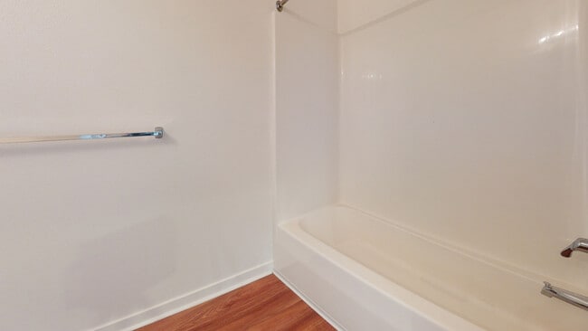 Interior Photo - Edgewater