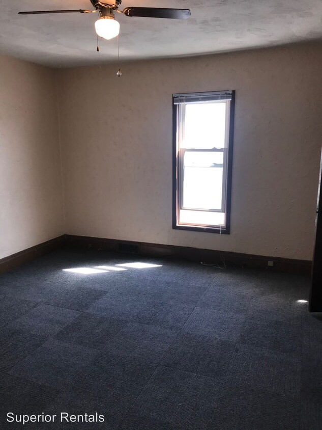 Building Photo - 2 br, 1 bath Apartment - 201 South 2Nd Street